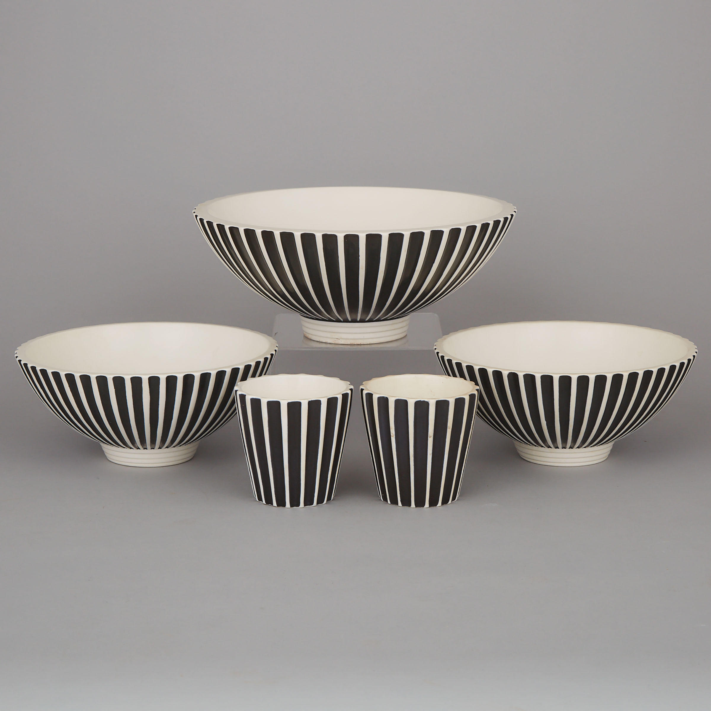 Three Wedgwood Fluted Bowls and a Pair of Vases, Norman Wilson, mid-20th century