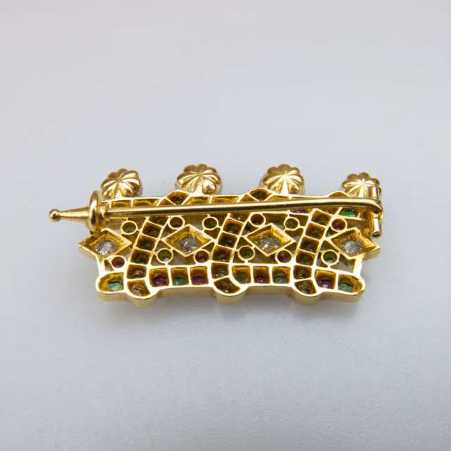 18k Yellow Gold Brooch And A Pair Of 14k Yellow Gold Earrings