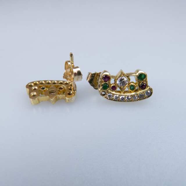 18k Yellow Gold Brooch And A Pair Of 14k Yellow Gold Earrings