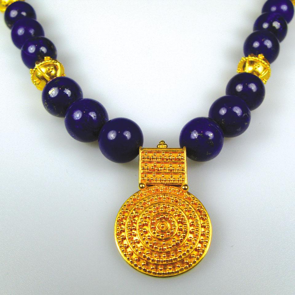 22k yellow gold and lapis bead necklace