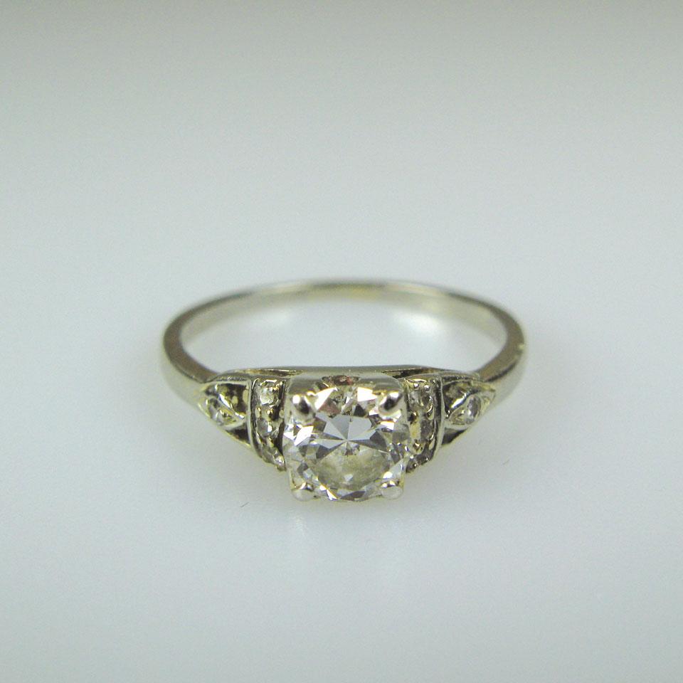 18k white gold ring