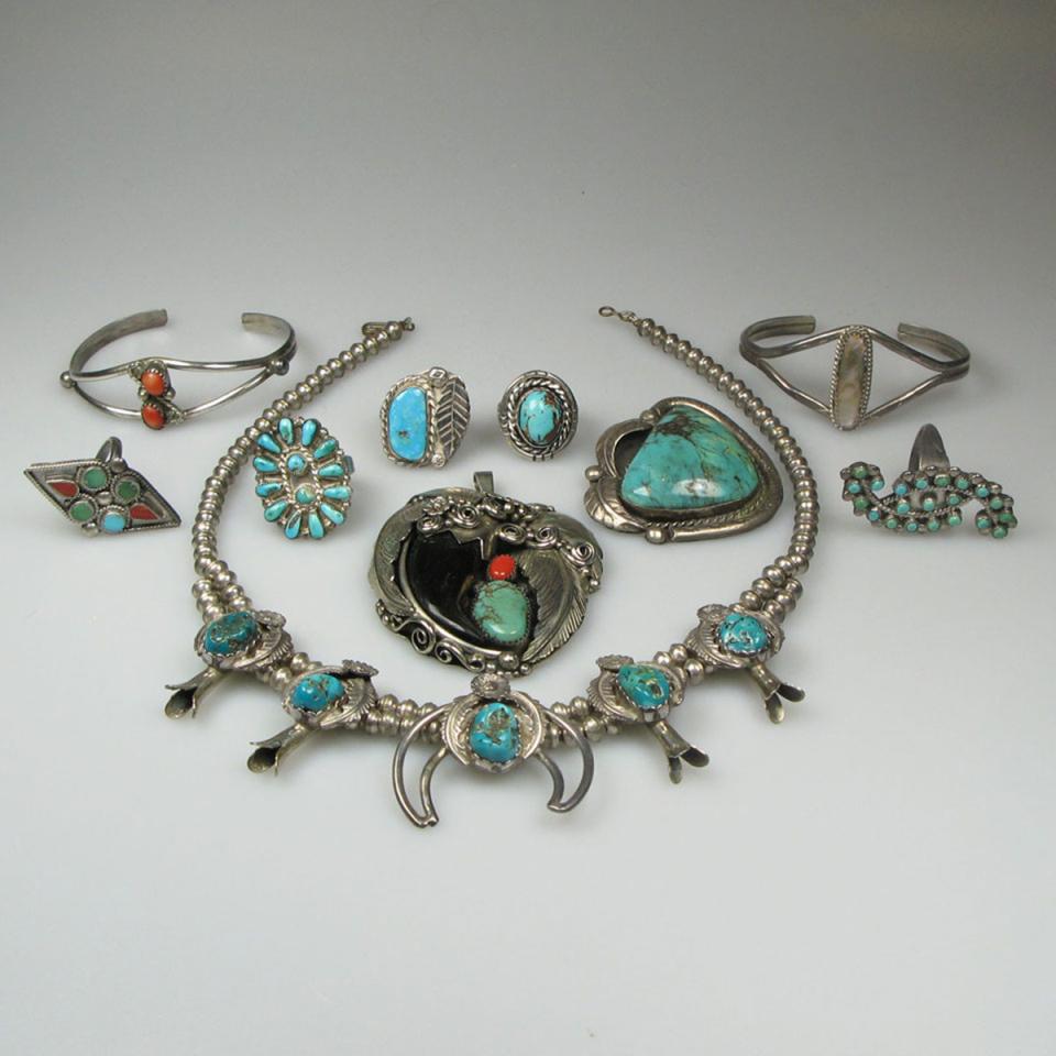 Quantity Of South-West United States Native Silver Jewellery