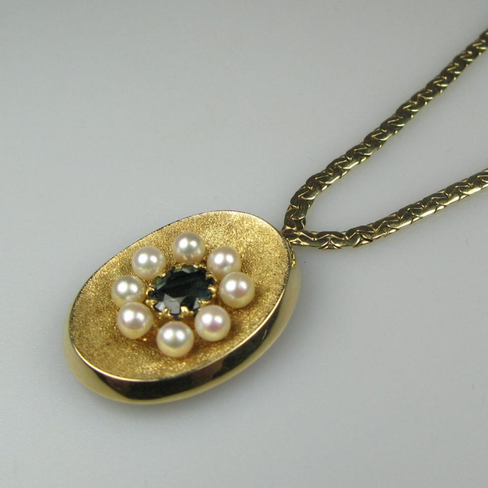 14k Yellow Gold Chain And Pendant