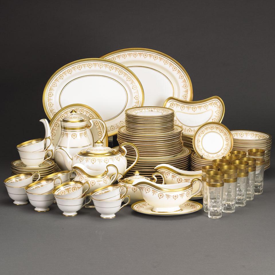 Aynsley ‘Gold Dowery’ Service, 20th century