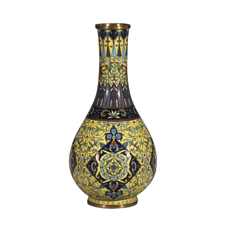 Yellow Cloisonné Enamel Bottle Vase, Late Qing Dynasty, 19th/20th Century