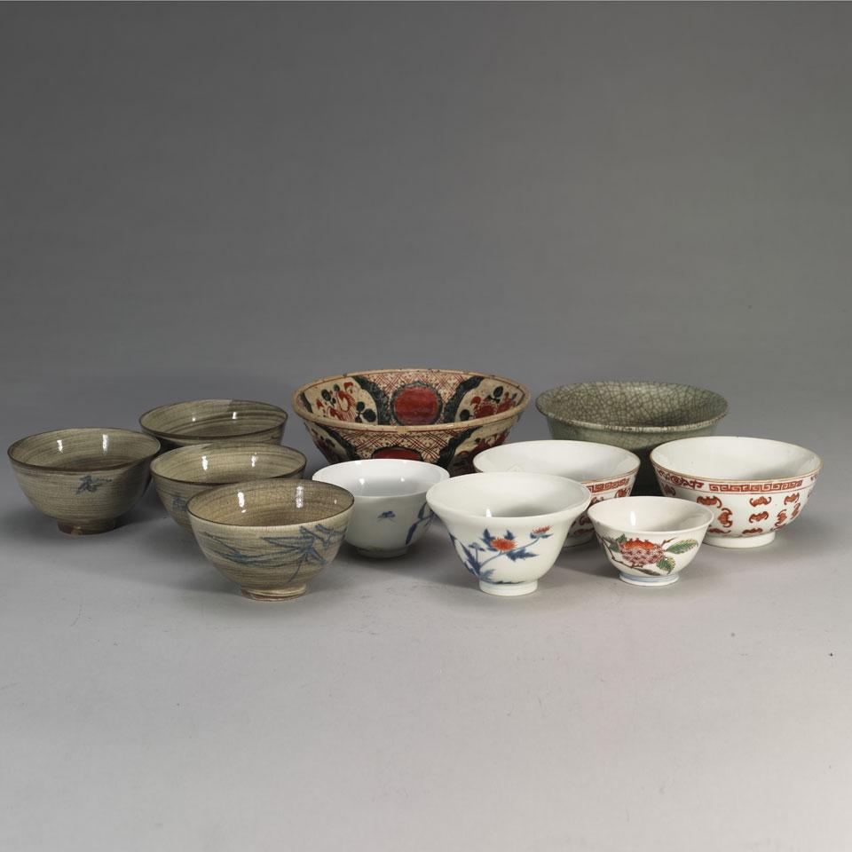Group of Eleven Bowls, China and Japan, 19th/20th Century