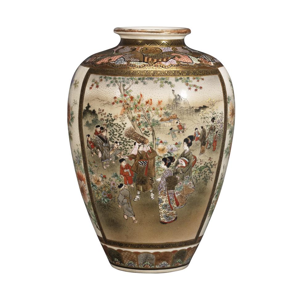 Finely Painted Satsuma Vase, Signed Shuzan, Late 19th Century