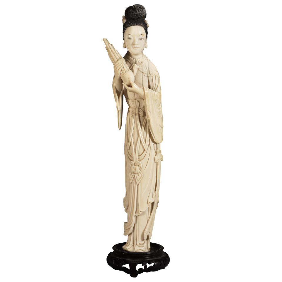 Ivory Carving of a Musician, Late Qing Dynasty