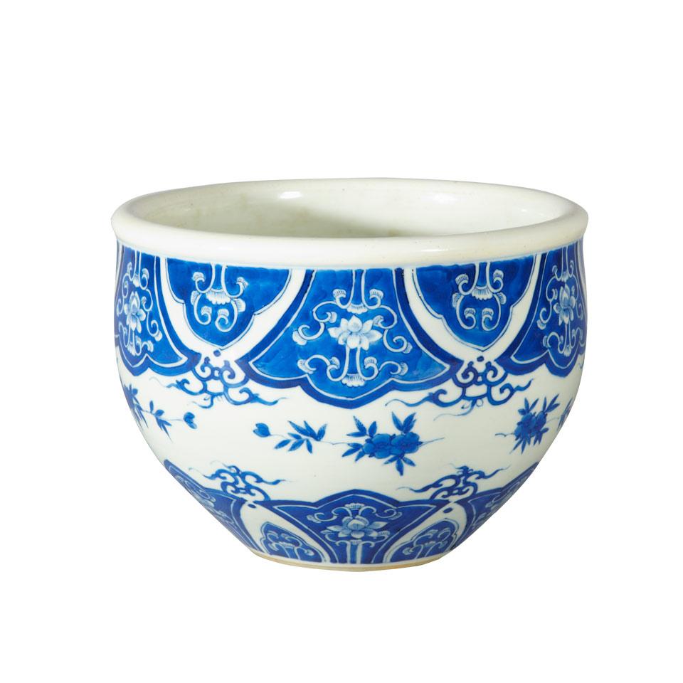Blue and White Planter, Late Qing Dynasty