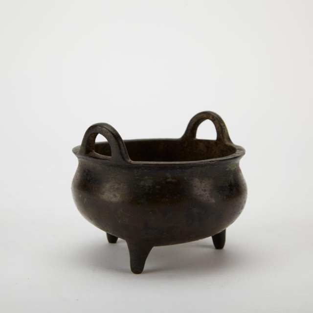 Small Bronze Tripod Censer, Xuande Mark, 19th Century