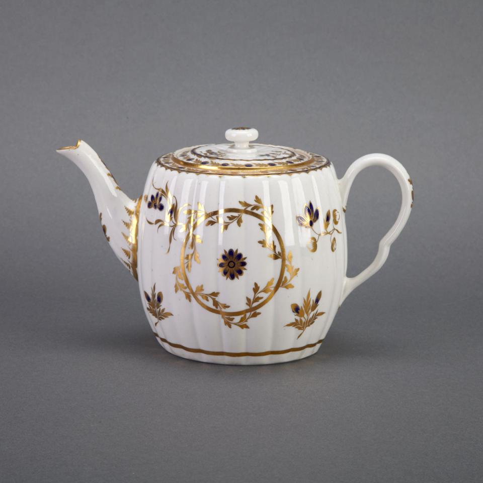 Worcester Fluted Barrel Shaped Teapot, c.1775-80