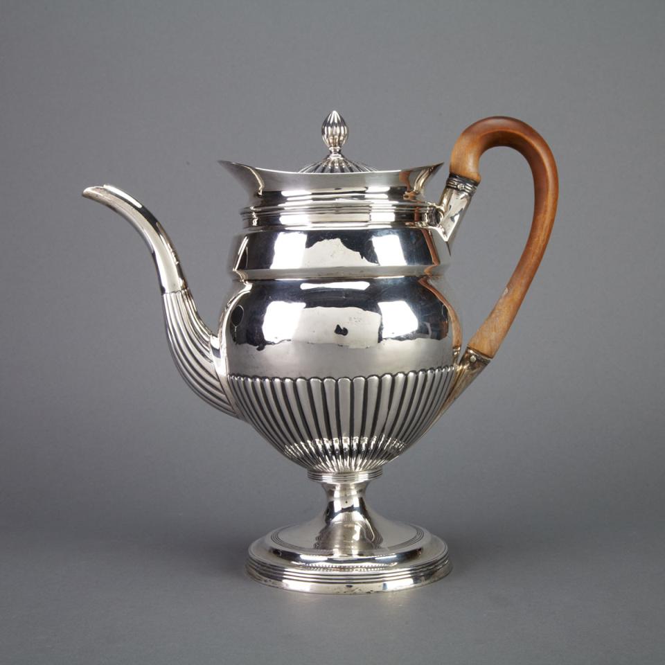 George III Silver Coffee Pot, Robert & David Hennell, London, 1801