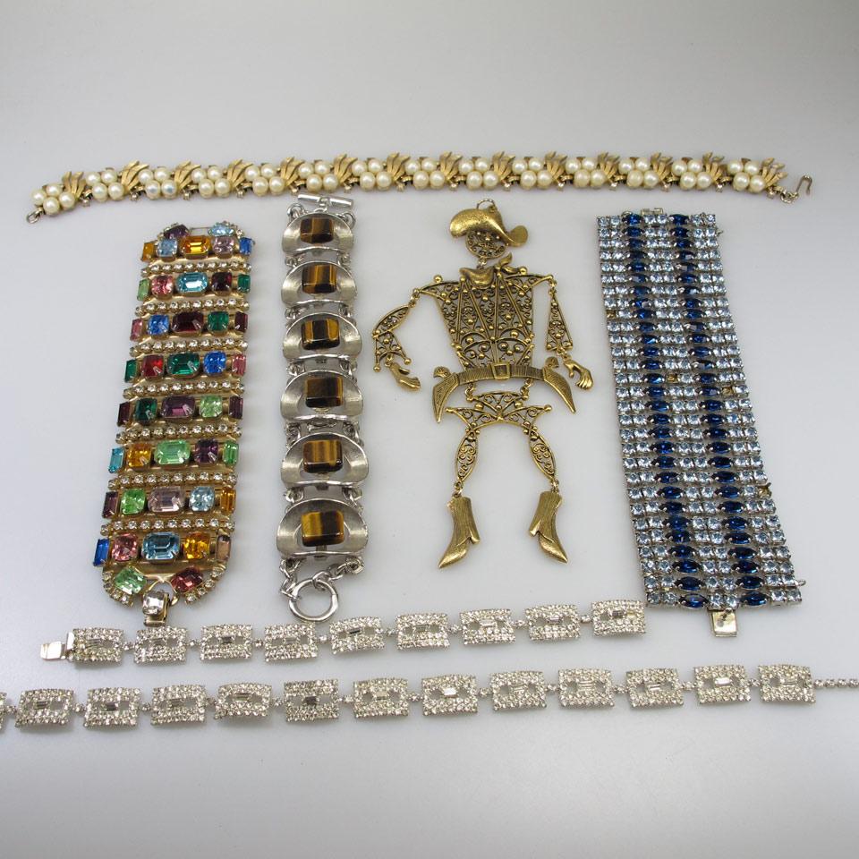Quantity Of Costume Jewellery