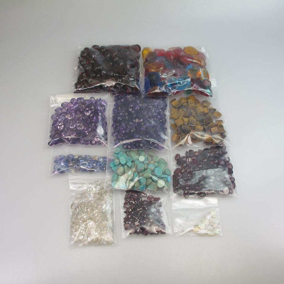 Large Quantity Of Unmounted Gemstones And Synthetic Stones 