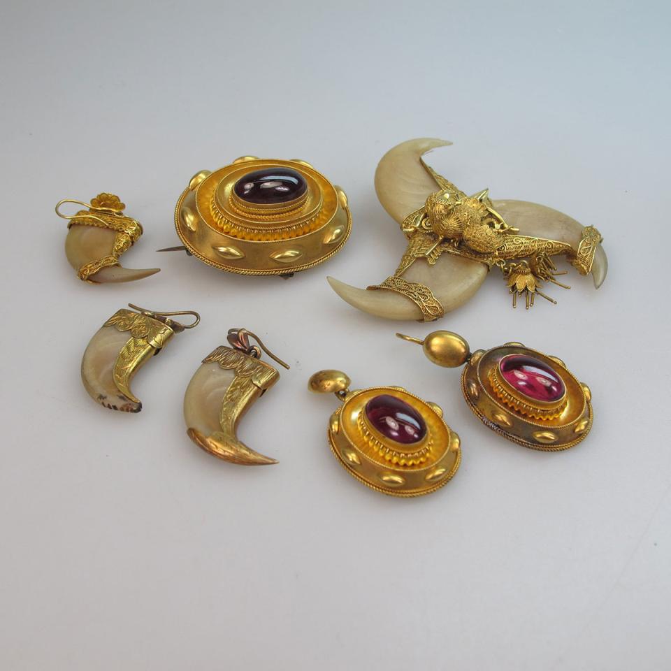 18k Yellow Gold Brooch And Drop Earrings