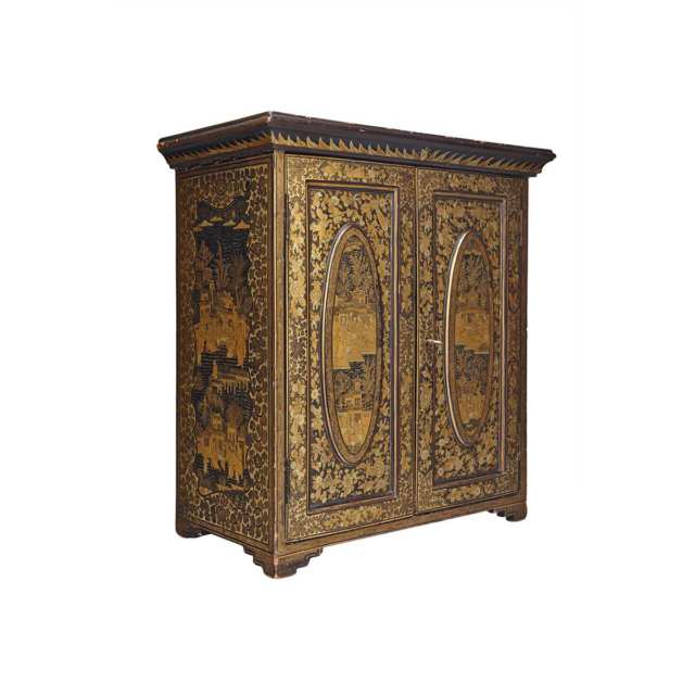 Large Export Black and Gilt Lacquer Jewelry Cabinet, 19th Century