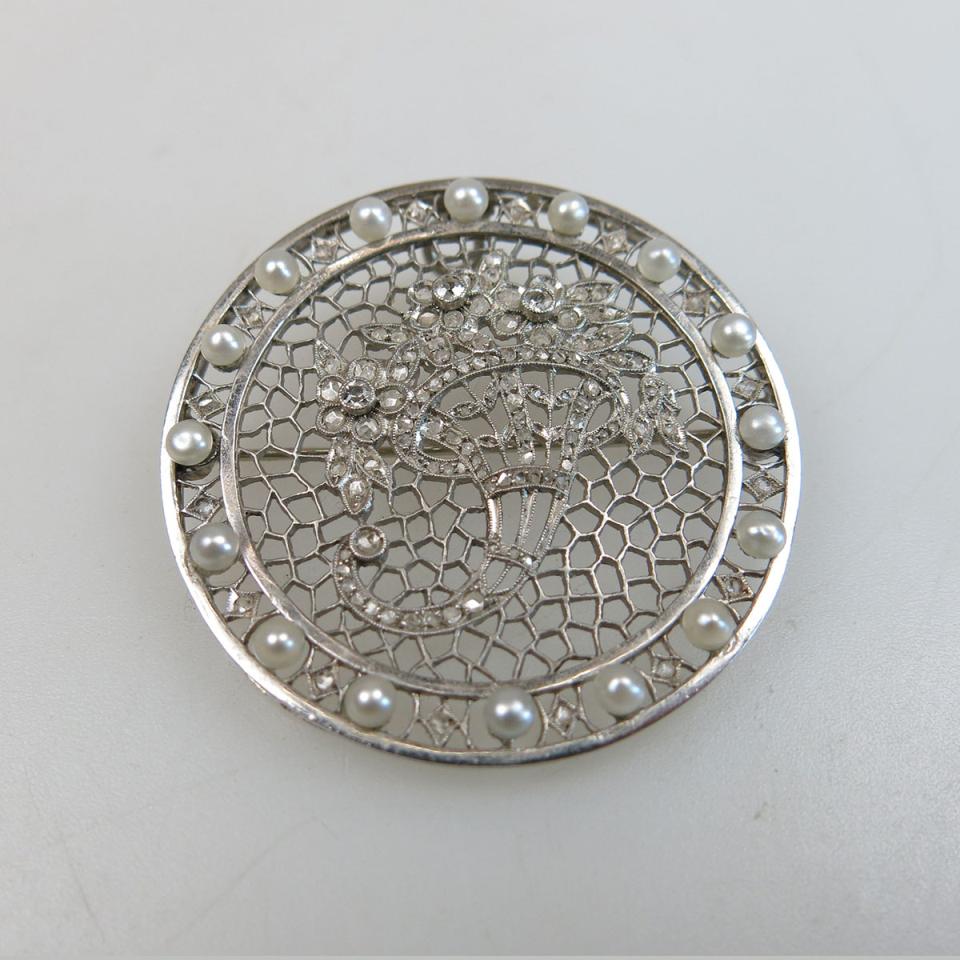 Platinum Filigree Circular Brooch