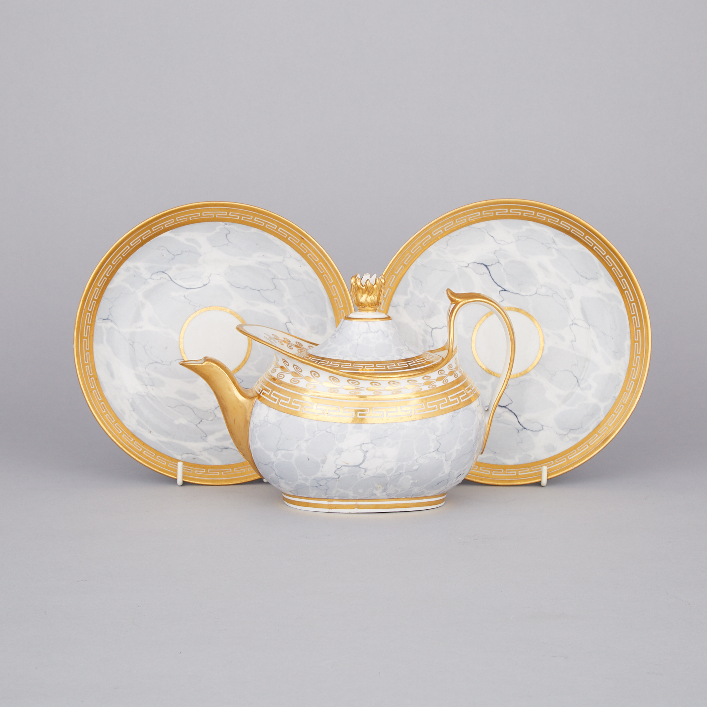 Flight & Barr Worcester Grey Marbled Ground and Gilt Teapot and Pair of Saucer Dishes, c.1800-05