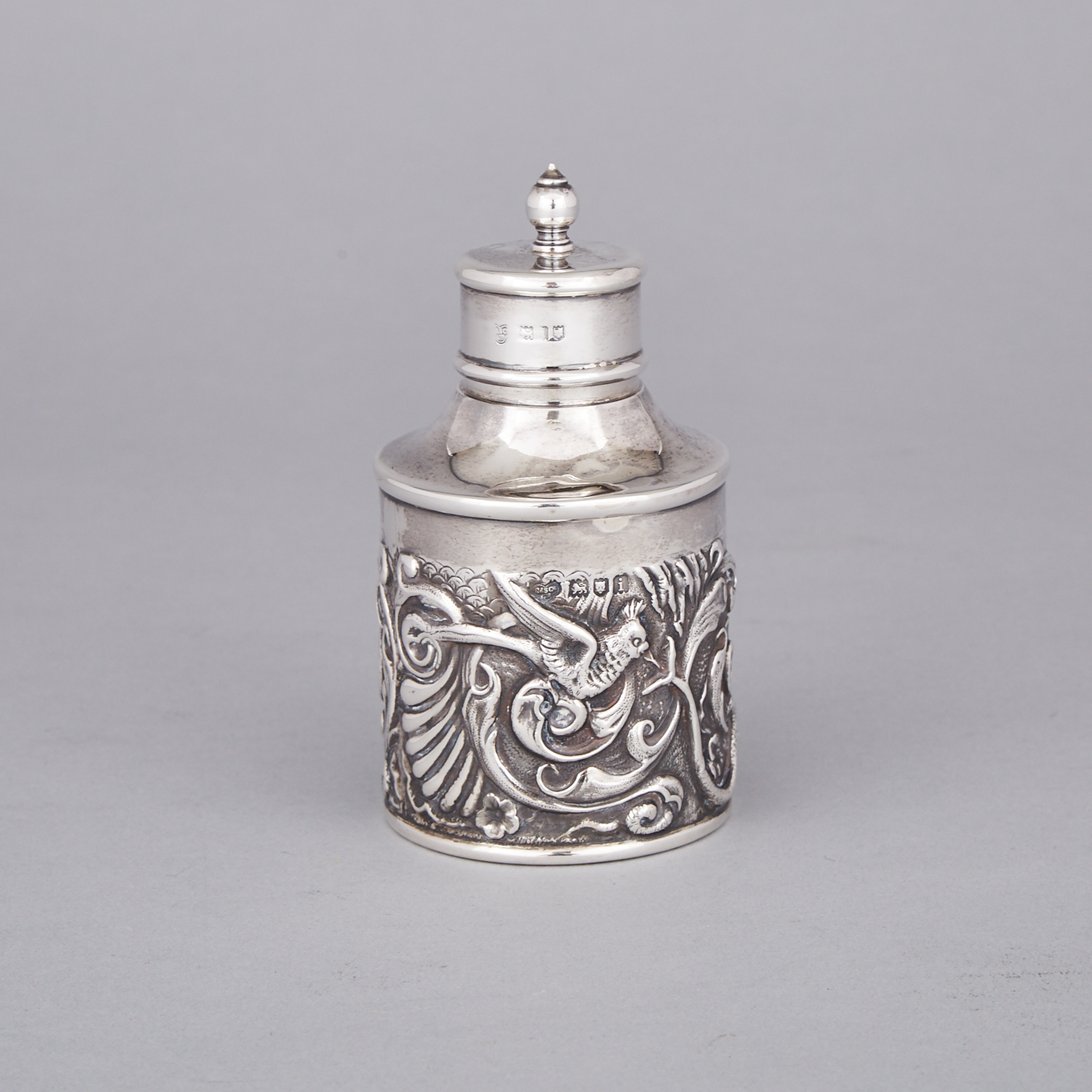 English Silver Repoussé Tea Caddy, Goldsmiths & Silversmiths Co. Ltd., London, 1904
