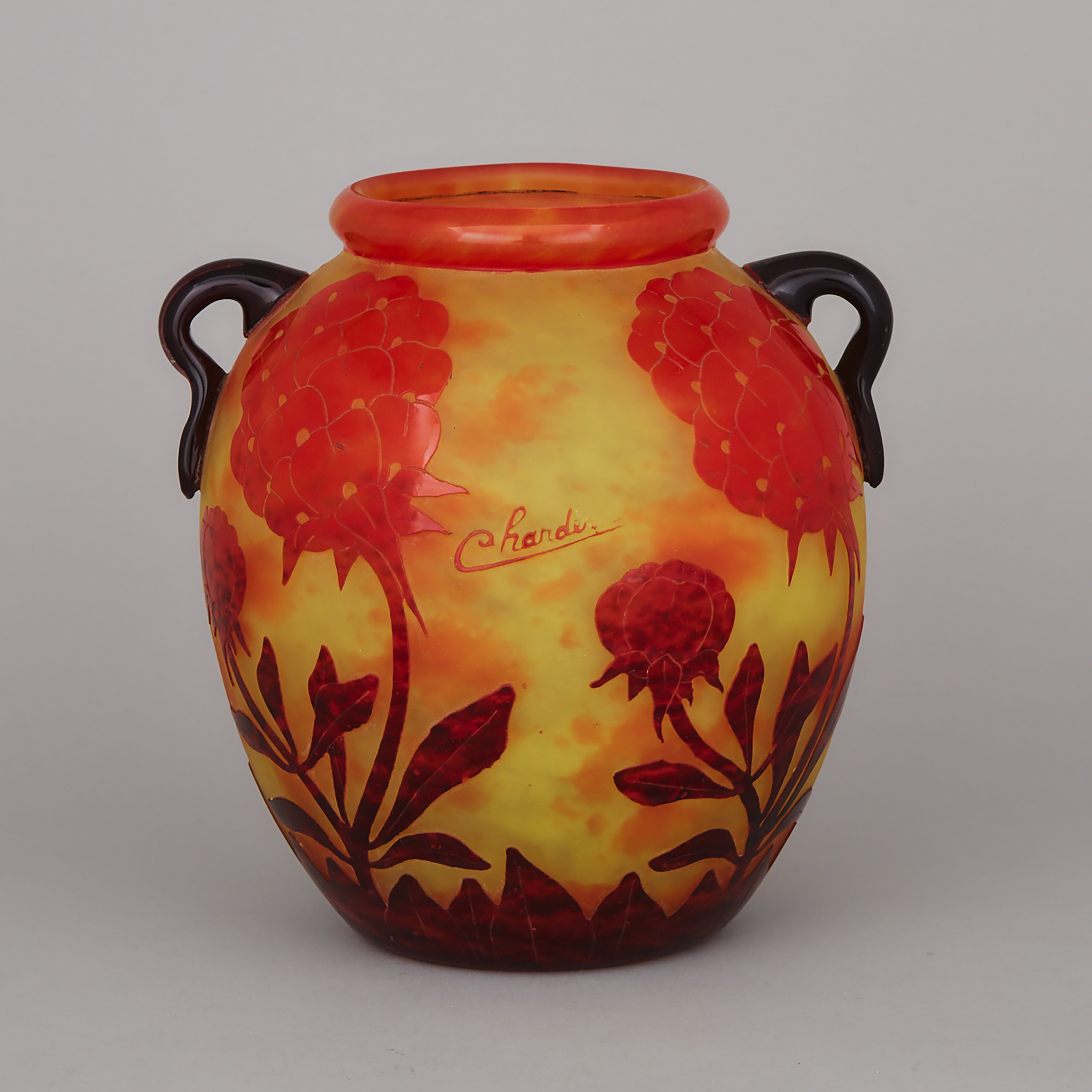Charder Le Verre Français ‘Pivoines’ Cameo Glass Two-Handled Vase, c.1925