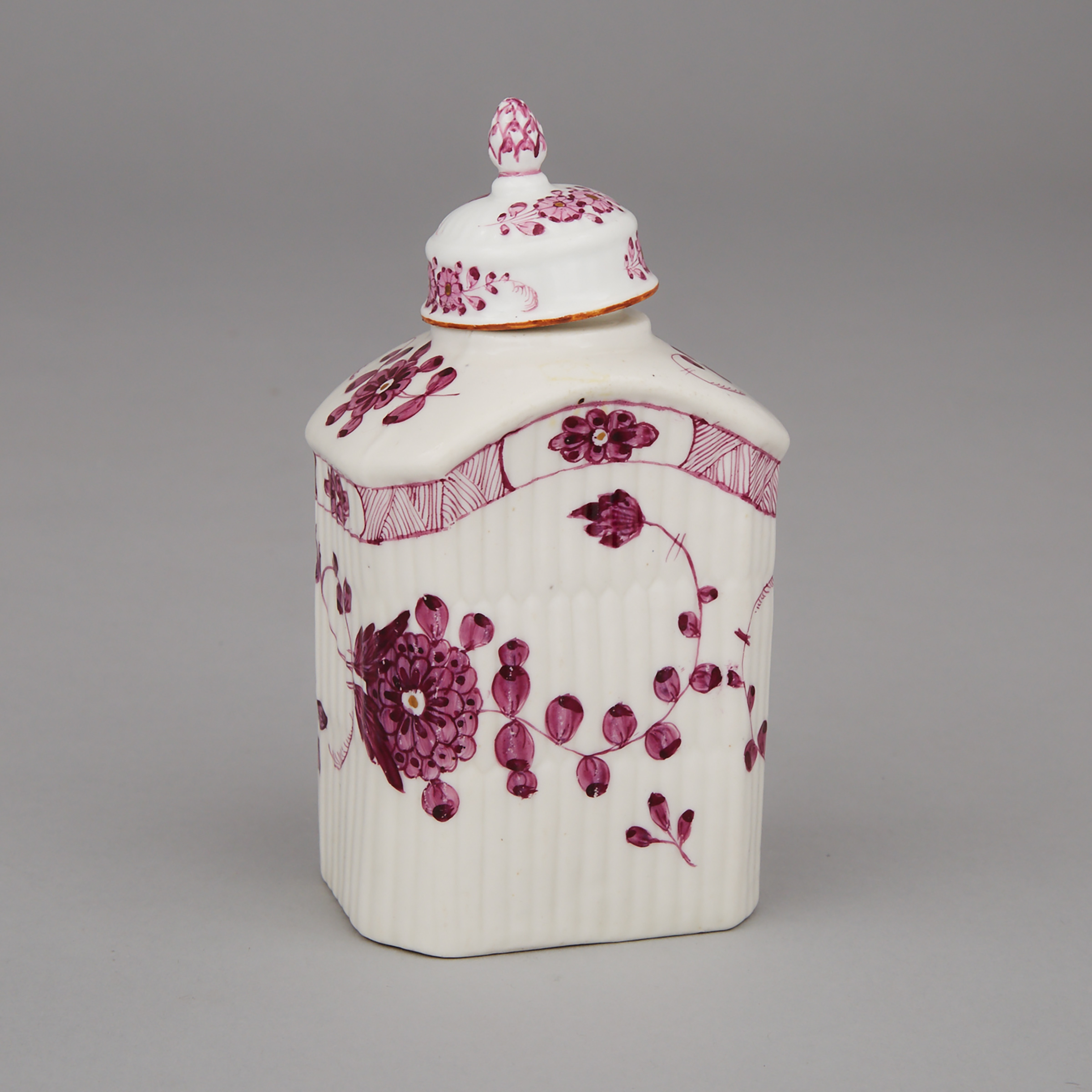 German Porcelain Tea Canister, late 18th century